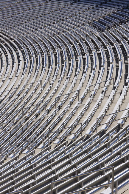 Полный комплект трибун для спортивного стадиона в Далласе, Техас, США — стоковое фото