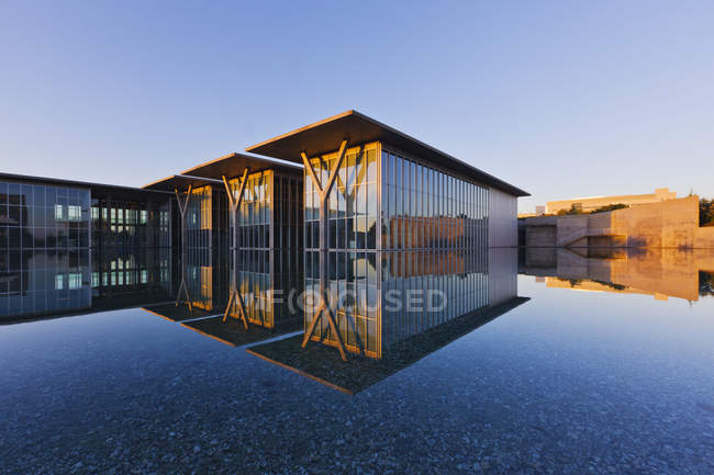Edificio de galería de arte moderno en Fort Worth, Texas, EE.UU. - foto de stock