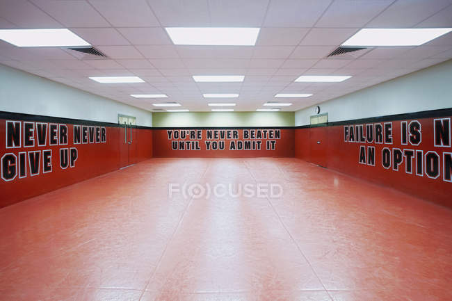 Sala de treinamento de táticas de defesa da academia de polícia, Bradenton, Flórida, EUA — Fotografia de Stock