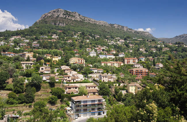 Luxus-Hanghäuser und Wohnungen in der Provence, Frankreich, Europa — Stockfoto