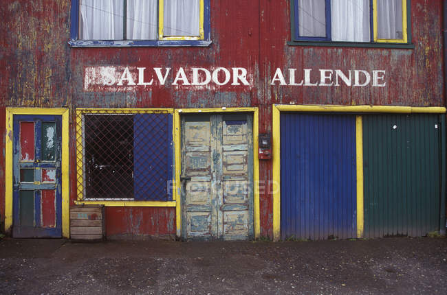 Ex quartier generale del partito comunista, Chiloe, Cile — Foto stock