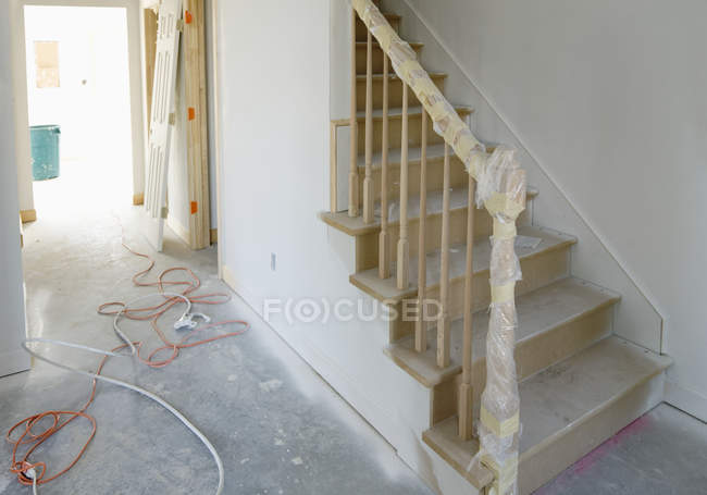 Escada em casa em construção, Norfolk, Virgínia, EUA — Fotografia de Stock