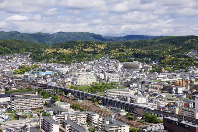 Vista aérea del paisaje urbano japonés de la ciudad de Kyoto, Japón - foto de stock
