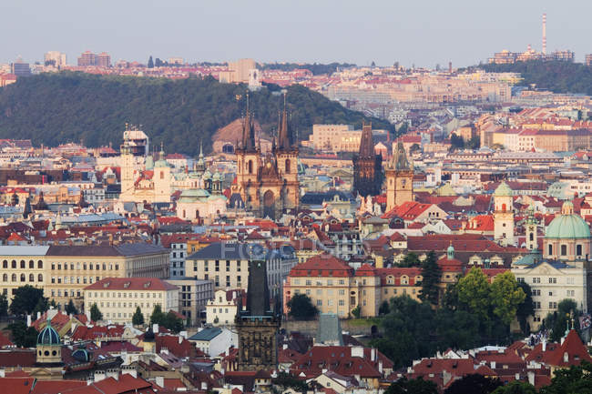 Vue en angle élevé de la vieille ville de Prague, République tchèque — Photo de stock