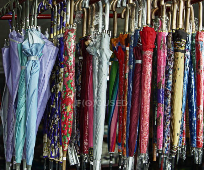 Umbrellas hanging in store in San Fernando, La Union, Philippines — Stock Photo