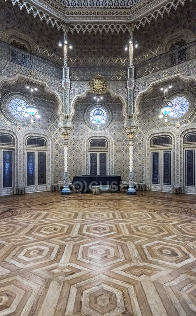 Piastrelle ornate in sala storica, Palacio Da Bolsa, Porto, Portogallo — Foto stock