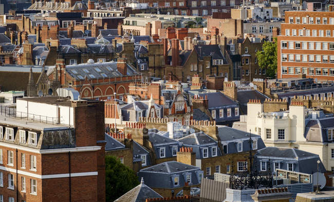 Verschiedene gebäude im stadtbild, london, bigger london, england — Stockfoto