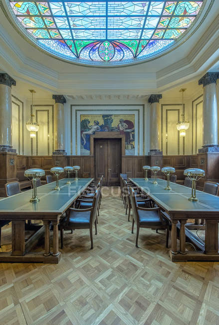 Ornate decor in reading room of Croatian State Archives, Zagreb, Croatia — Stock Photo