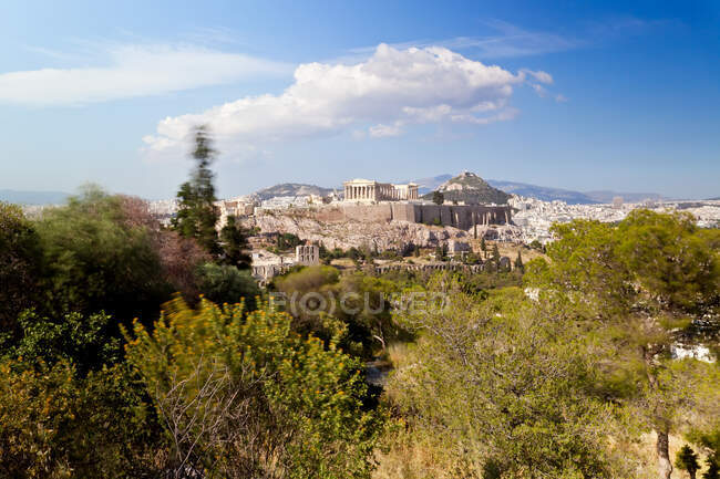 View of the Parthenon and the Acropolis seen from Filopappos Hill — Stock Photo