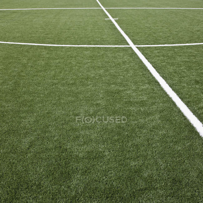 Terrain de football avec marquage — Photo de stock