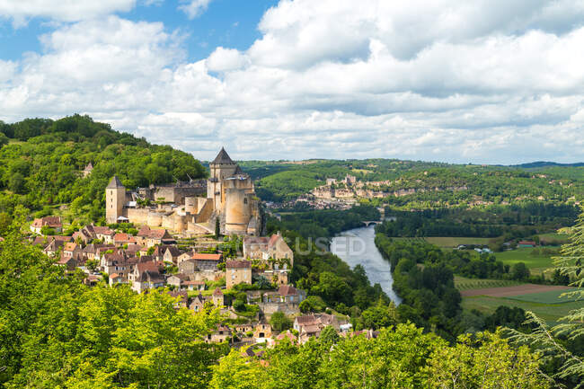 Chateau de Castelnaud, Castelnaud, Dordogne, Aquitania, Francia - foto de stock