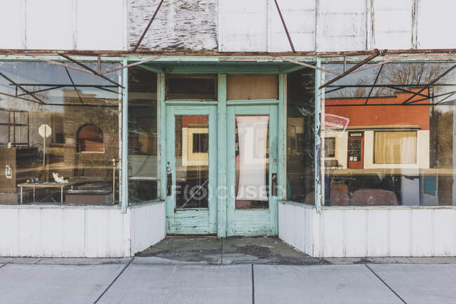 Abandoned buildings on Main Street in rural farming town — Foto stock