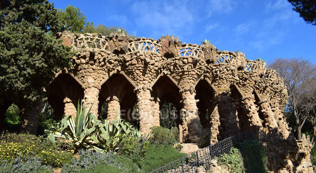 Viaduto em Park Guell — Fotografia de Stock