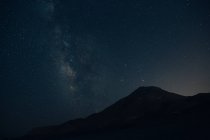 Schöne Landschaft bei Nacht — Stockfoto
