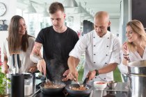 Master class di cucina in cucina — Foto stock