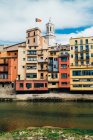Colorful houses in Girona — Stock Photo