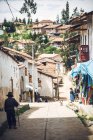 Невелике село в місті Huaraz — стокове фото