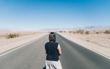 Brunette woman in Death Valley — Stock Photo