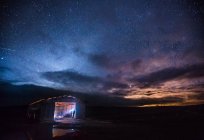 Tente sous le ciel étoilé — Photo de stock