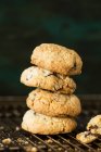 Gestapelte Kekse, aus nächster Nähe — Stockfoto