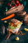 Vegetarisches Sandwich mit Salat — Stockfoto