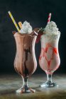 Strawberry and chocolate smoothies — Stock Photo
