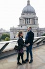 Couple smiling at viewpoint — Stock Photo