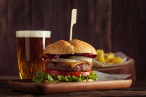 Délicieux burger gastronomique — Photo de stock