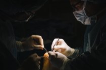 Операция по созданию хирургов — стоковое фото
