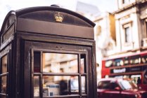 Telephone booth in London — Stock Photo