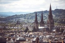 Живописный городской пейзаж Эдинбурга — стоковое фото
