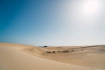 Вид на просторные песчаные земли побережья — стоковое фото