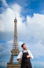 Cuoco con uniforme a Parigi — Foto stock
