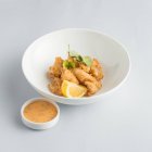 Japanese deep fried chicken — Stock Photo