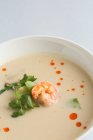 Японский мисо суп с креветками — стоковое фото