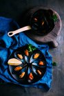 Mejillones frescos cocidos - foto de stock