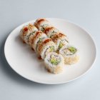Rouleau de sushi Californie — Photo de stock