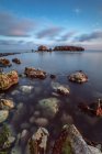 Pôr do sol na costa de Menorca, Espanha — Fotografia de Stock
