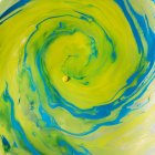 Tintas azuis e verdes misturadas em redemoinhos — Fotografia de Stock