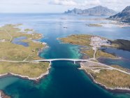 Erstaunliche Landschaft der Fahrbahn auf Inseln — Stockfoto