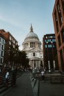 LONDRA, REGNO UNITO - 23 OTTOBRE 2018: Facciata di una cattedrale straordinaria — Foto stock