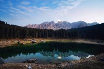 Lago di Carezza panoramic view. Dolomites Alps, Italy — Stock Photo