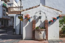 Tipici villaggi bianchi spagnoli andalusi — Foto stock