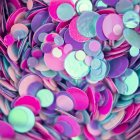 Fondo de lentejuelas de brillo de uñas rosa y azul - foto de stock