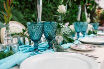Wedding banquet table decoration — Stock Photo