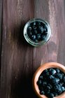 Bowl with ripe blueberries — Stock Photo
