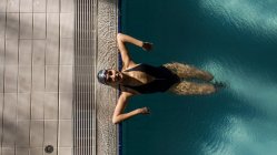 Woman swimmer in the pool — Stock Photo
