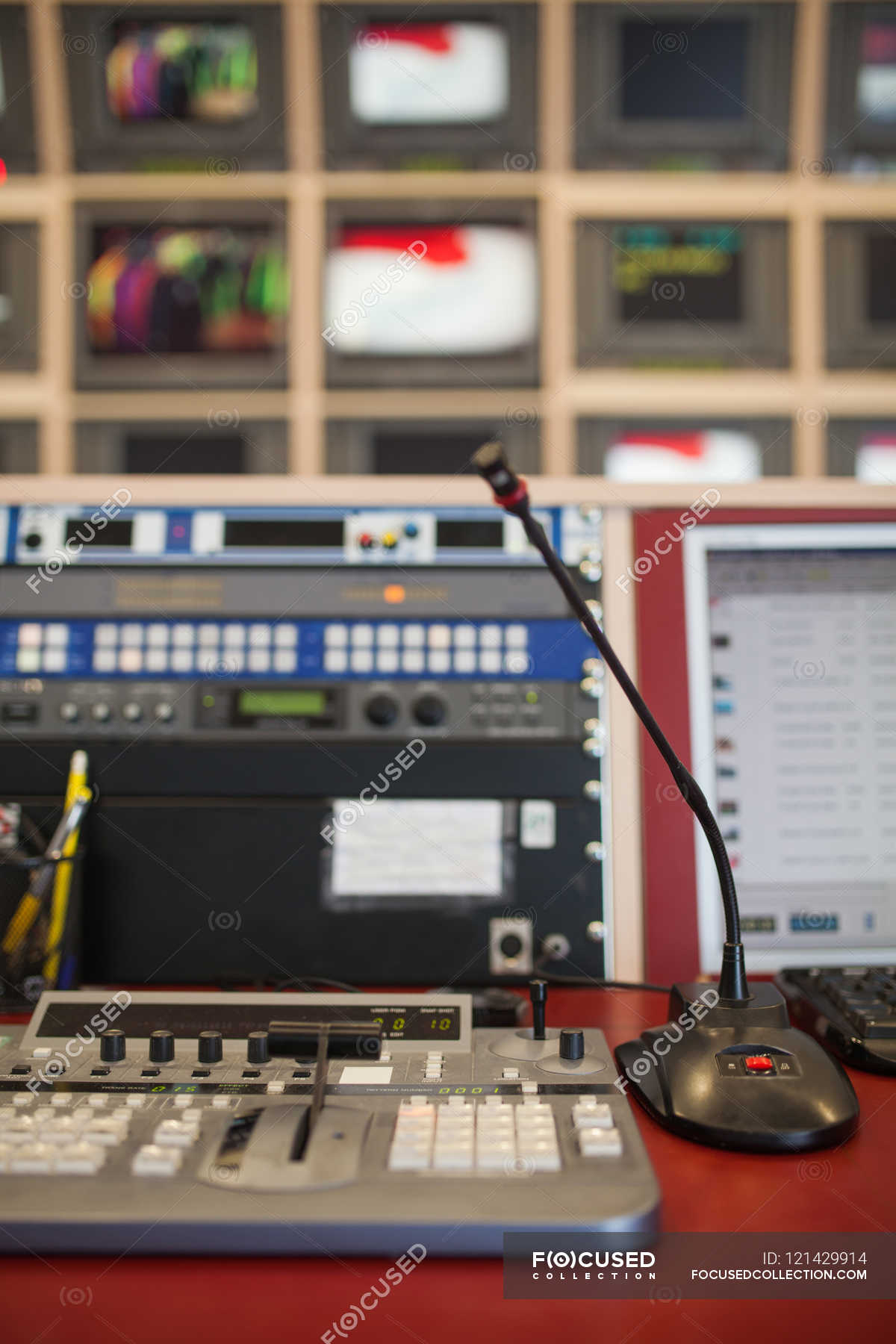 Professional tv studio equipment — room, control Stock Photo 121429914