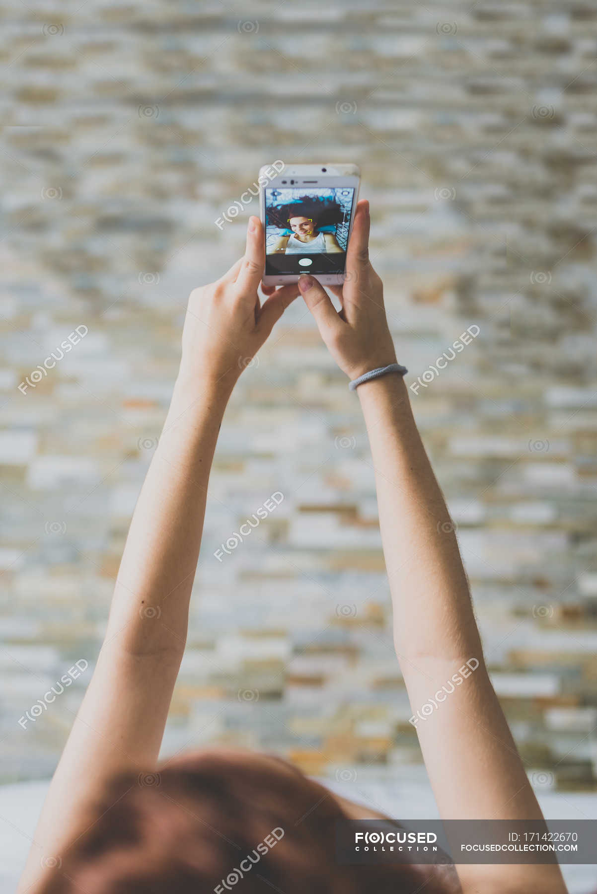 Female hands making selfie — at home, fun - Stock Photo | #171422670