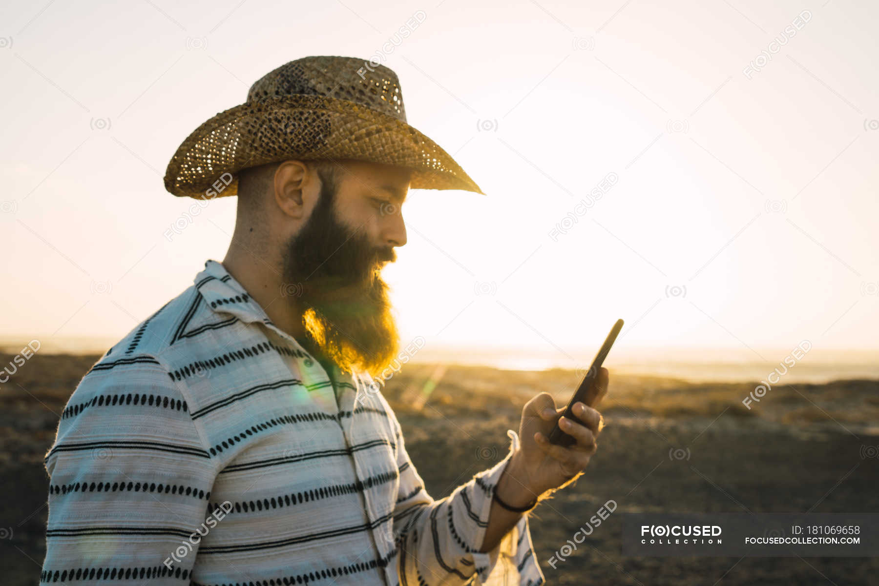 bearded man snapback